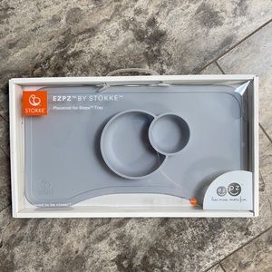 ezpz by Stokke silicone mat for Steps Tray